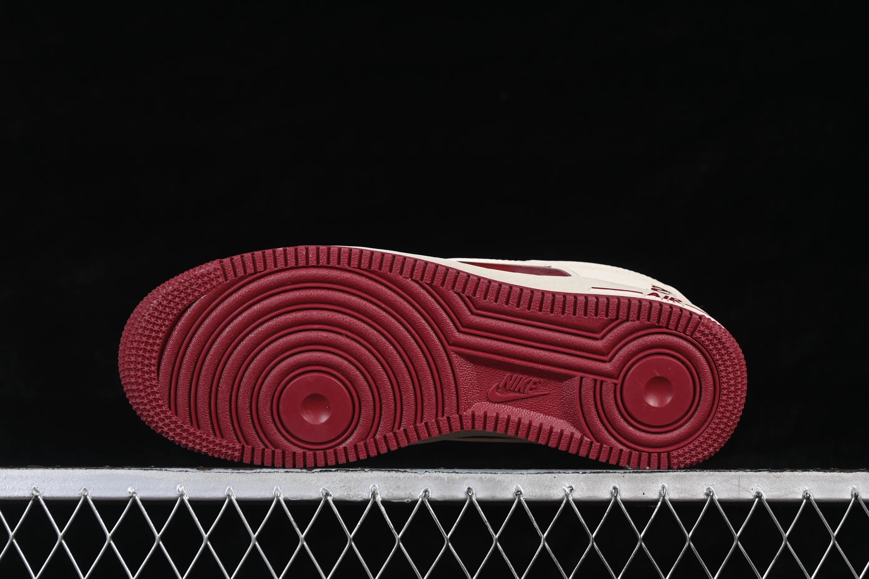 All categories Nk Air Force 1 Air Force series Nk Air Force 1 Low Air Force low-top Nike Air Force 1'07 Low Year of the Horse limited edition Rice-fat rouge Air Force 1 low-top casual sneakers NH0601-514